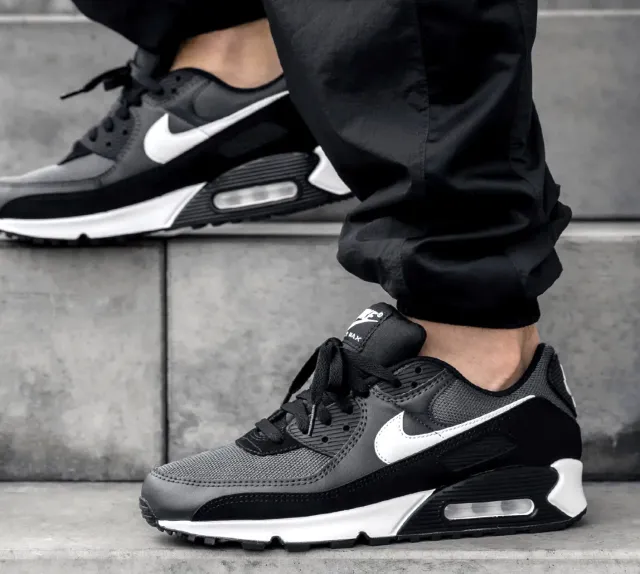 AUTHENTIC NIKE AIR MAX 90 Iron Smoke Grey White Black Me...