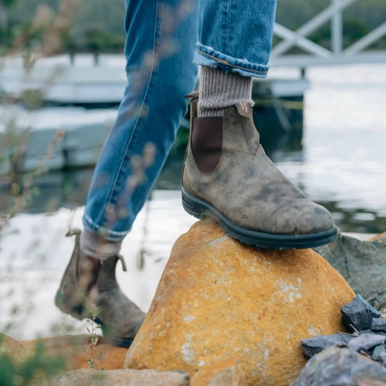 Blundstone Classic 585 Chelsea Boot - Rustic Brown