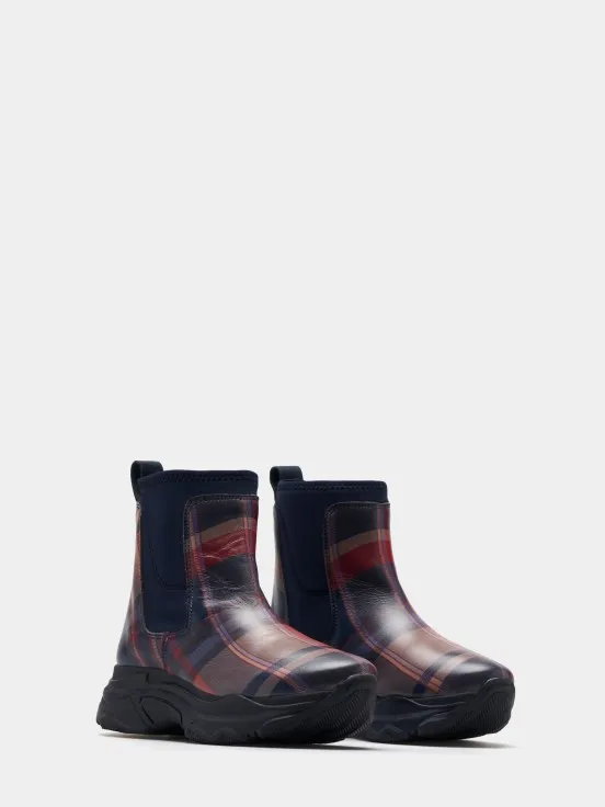 Chelsea plaid boot