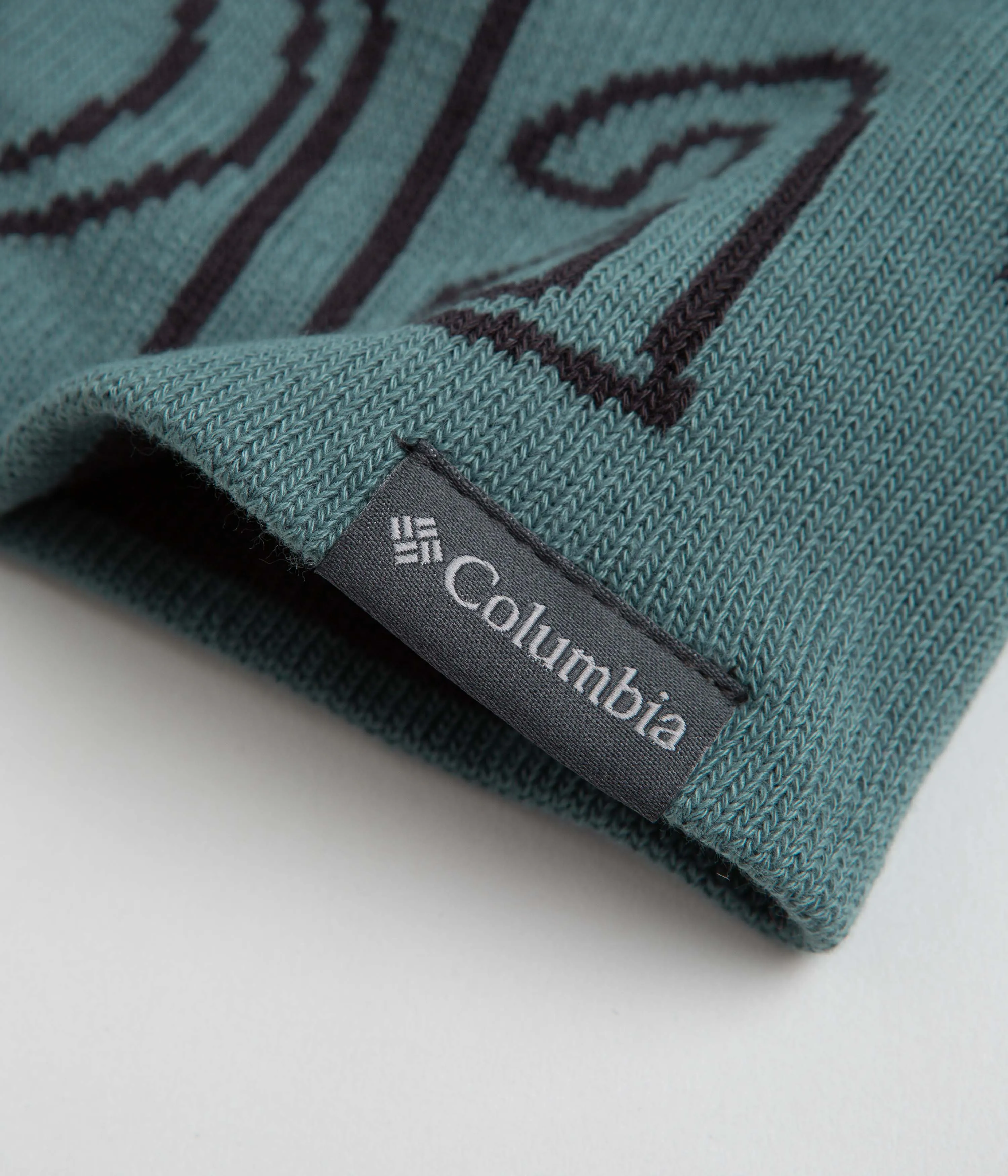 Columbia Belay Butte Beanie - Metal / Shark