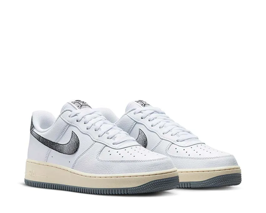 Nike Air Force 1 '07 LX