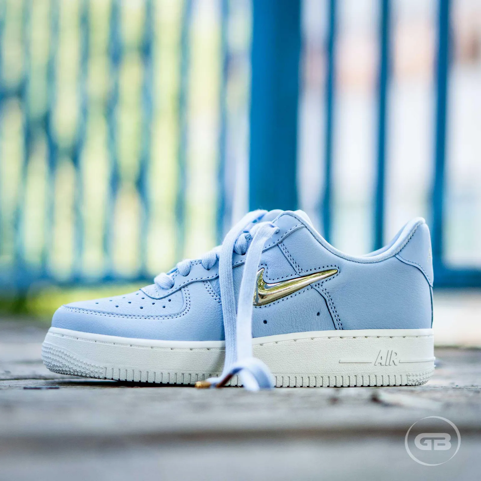 Nike Air Force 1 '07 Premium LX ''Royal Tint''