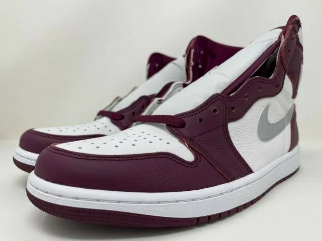 Nike Air Jordan Retro I 1 High OG Bordeaux 2021 Purple M...