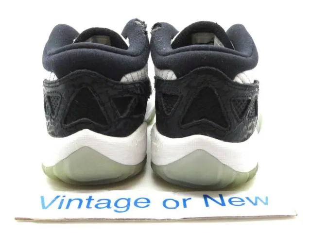 Nike Air Jordan XI 11 IE Low White Black Retro GS 2011 s...