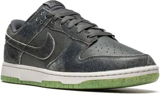 Nike Dunk Low Retro PRM 