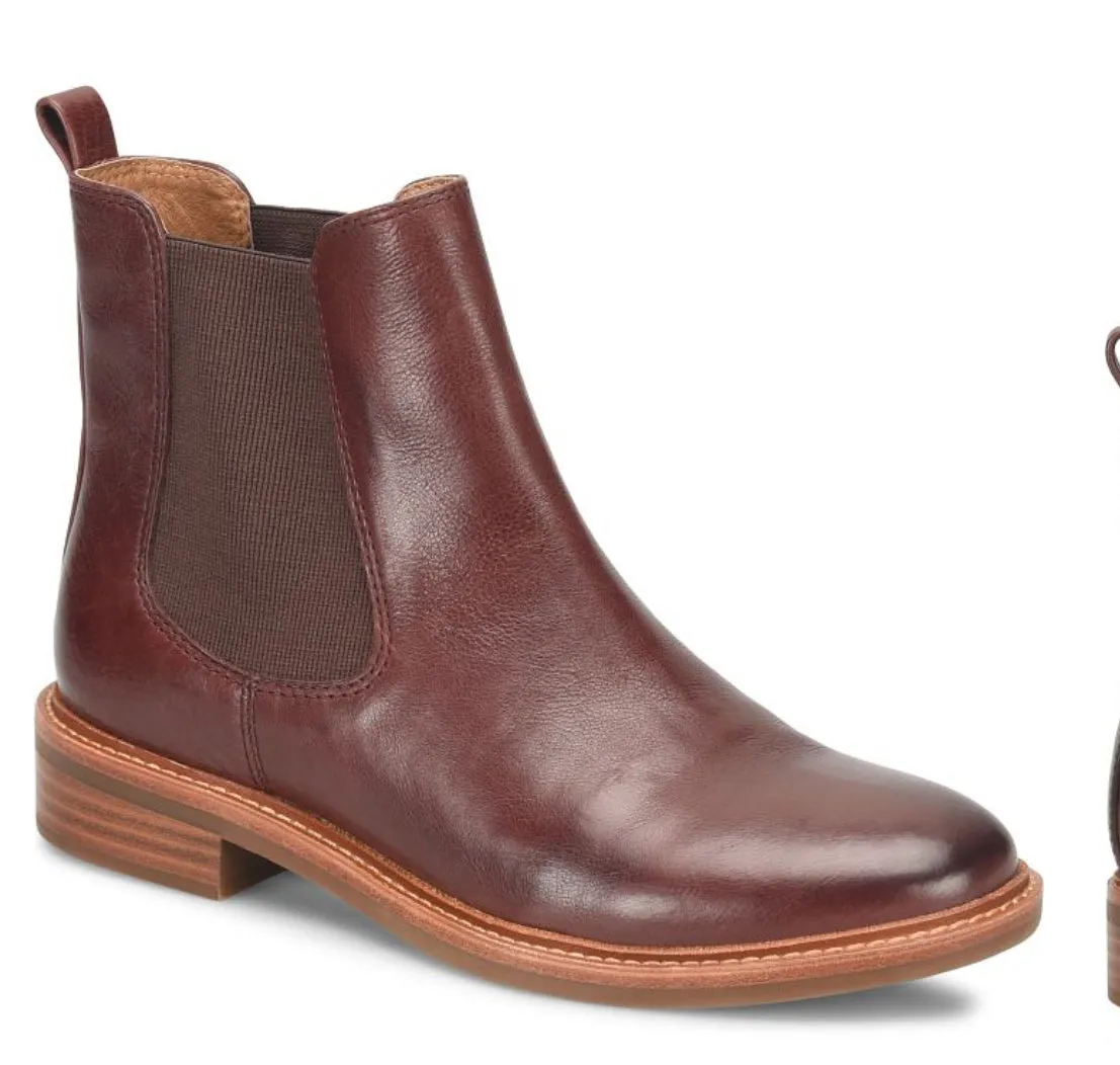 Pamela Chelsea Boot - Bourbon Red