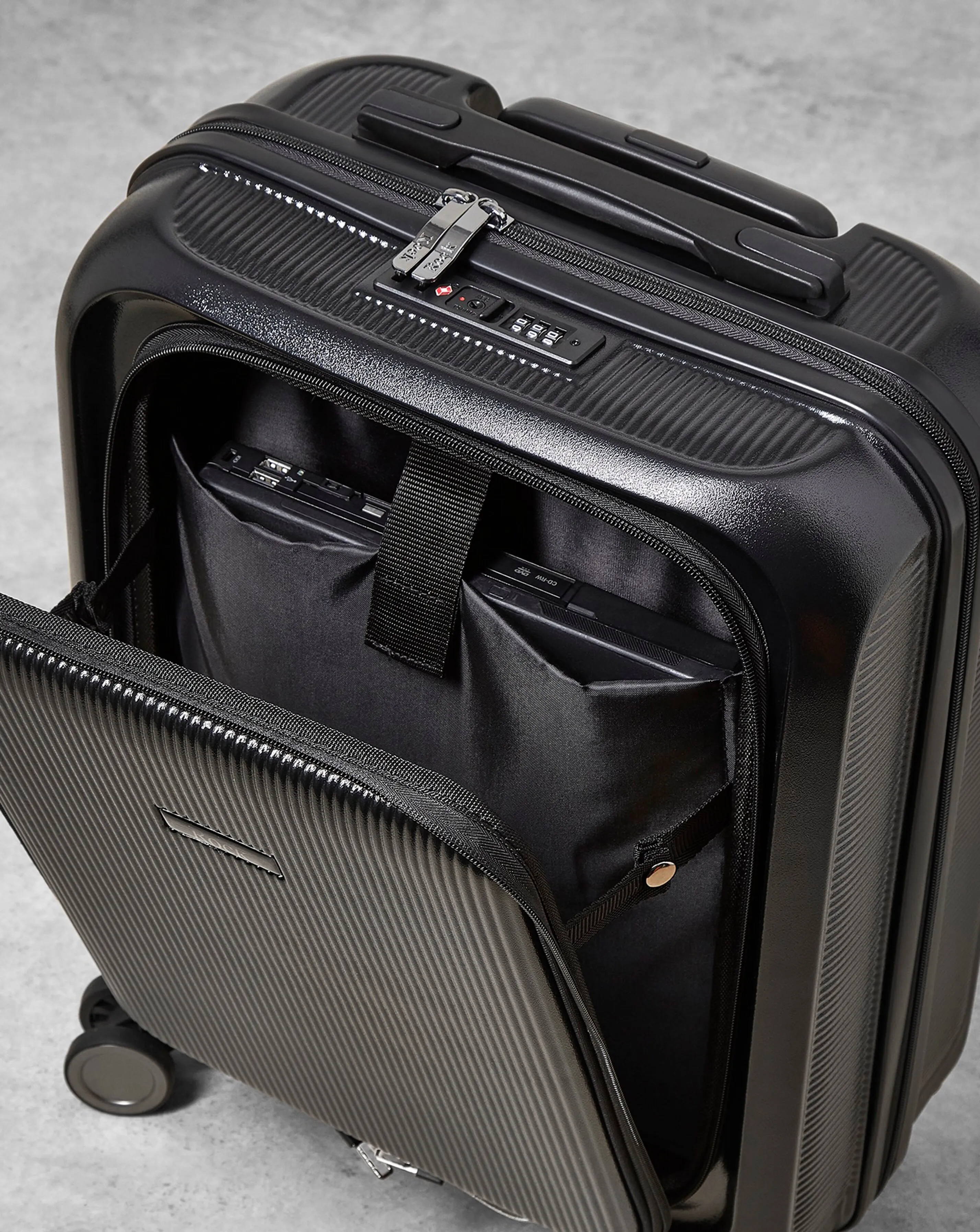 Rock Austin Black Medium Suitcase | Simply Be