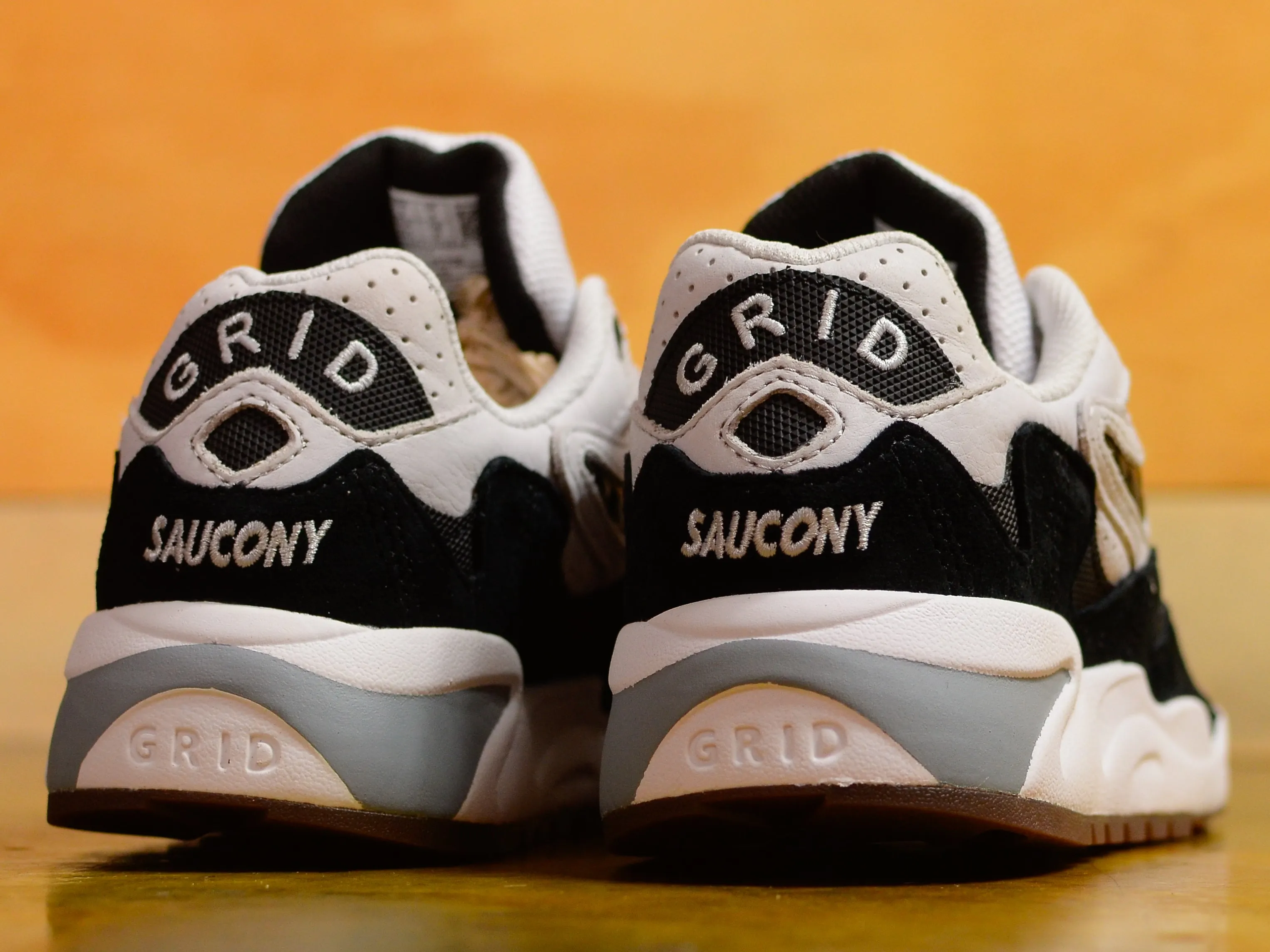 Saucony Grid Shadow 2 - Grey / Black