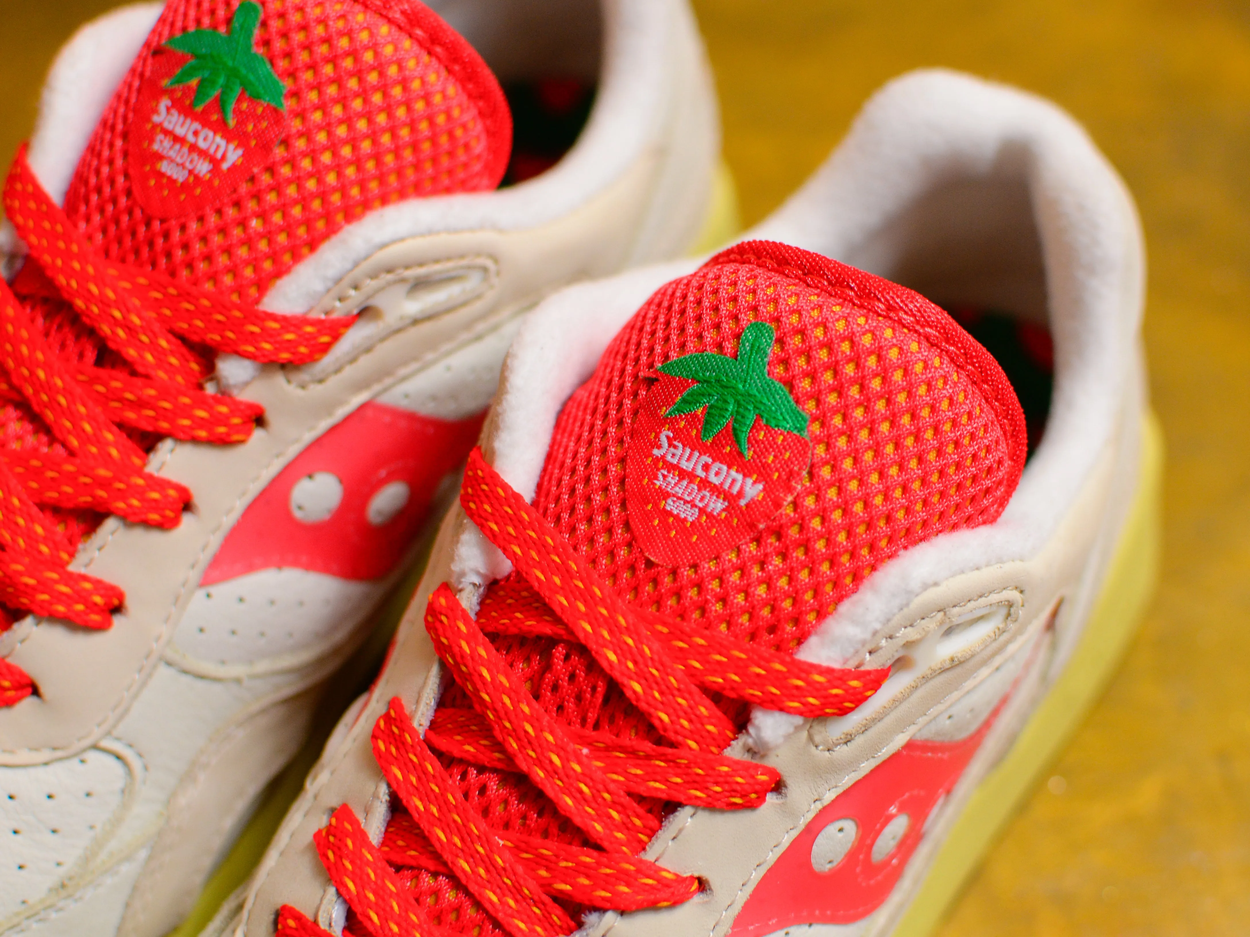 Saucony Shadow 6000 - New York Cheesecake