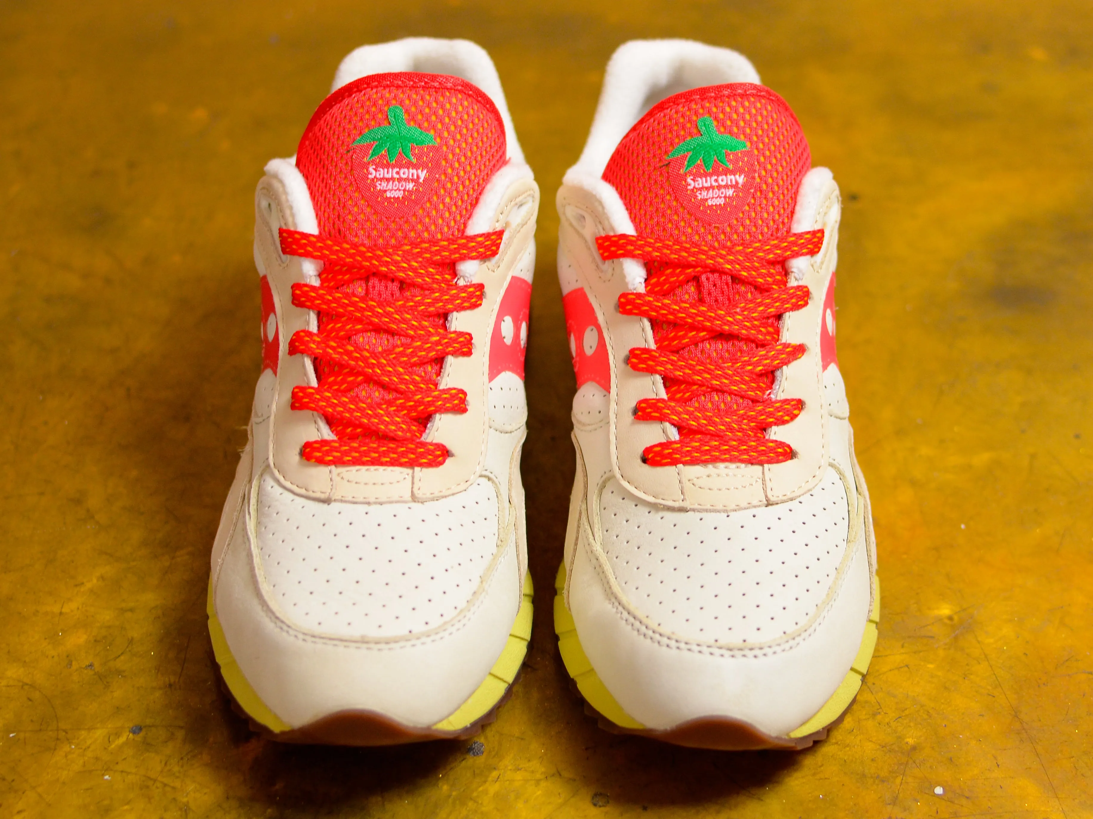 Saucony Shadow 6000 - New York Cheesecake