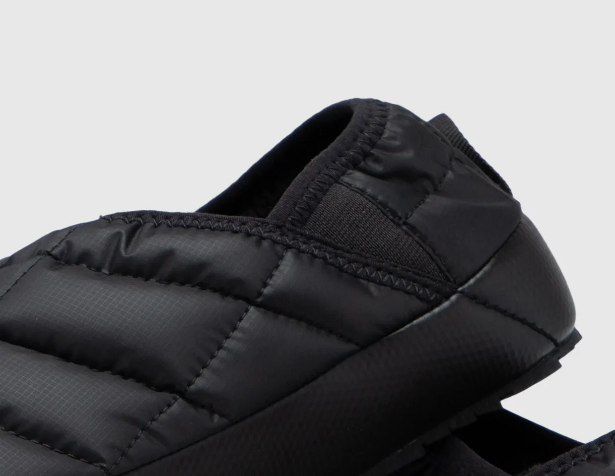 The North Face ThermoBall Traction Mule V TNF Black / TNF White