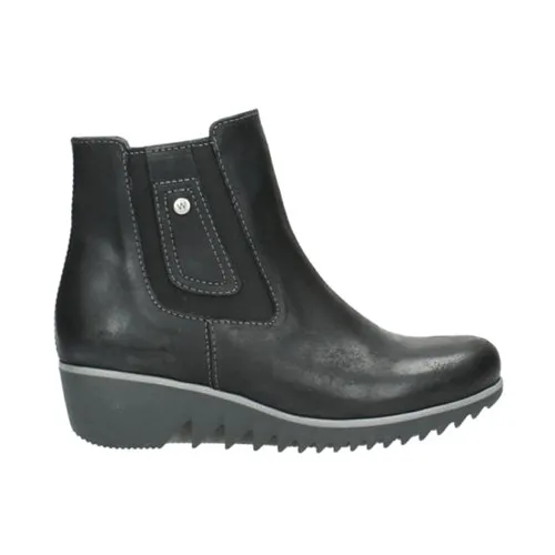 Wolky Women's Basky Ankle Boot Black Leather