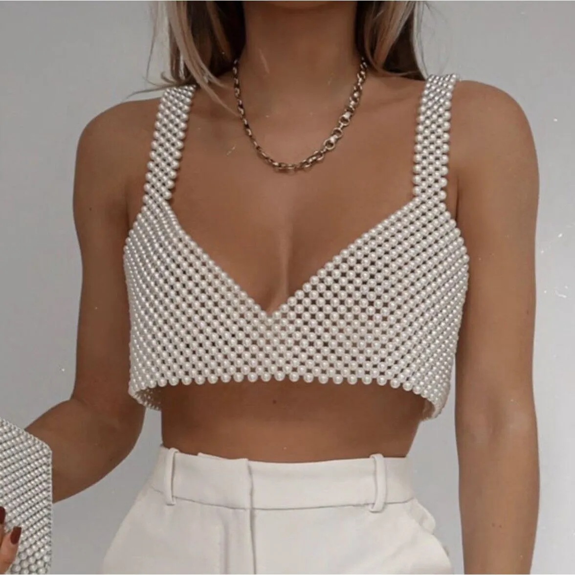 Women's White V Neck Sleeveless Pullover Chic Pearl Chain Beaded Crop Top Size M